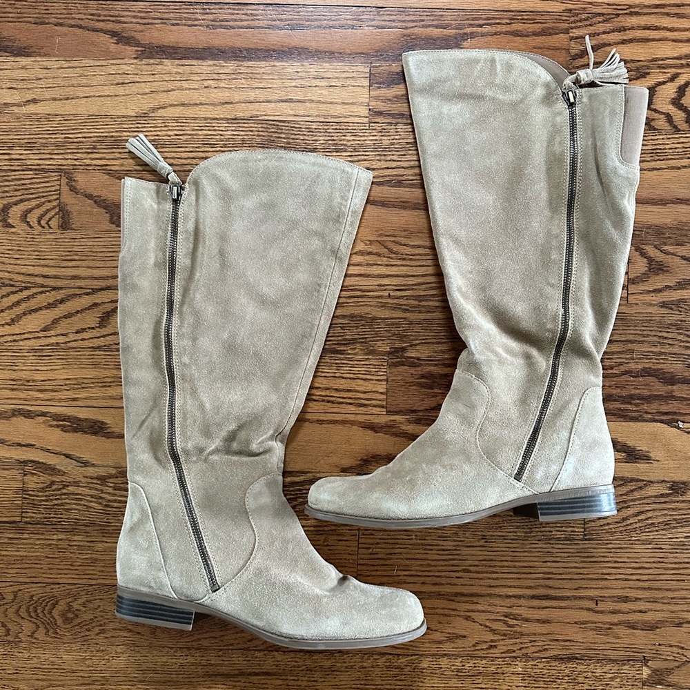 Naturalizer wide calf boot 👢 size 10